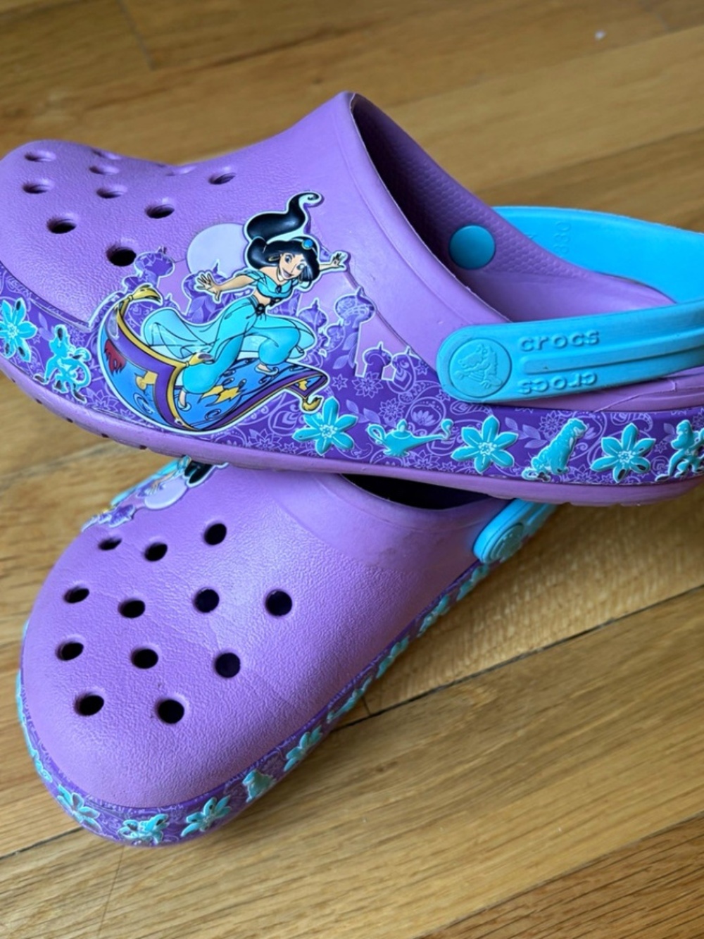 Crocs Classic Kids Clog Disney Jasmine Purple/Blue Slip On US 11